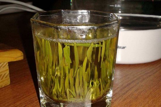 冷泡茶用什么茶葉最好，什么樣的茶適合冷泡？
