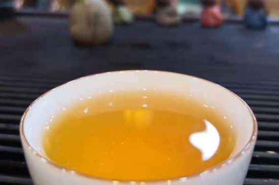 紅茶加姜片的禁忌，姜紅茶的危害