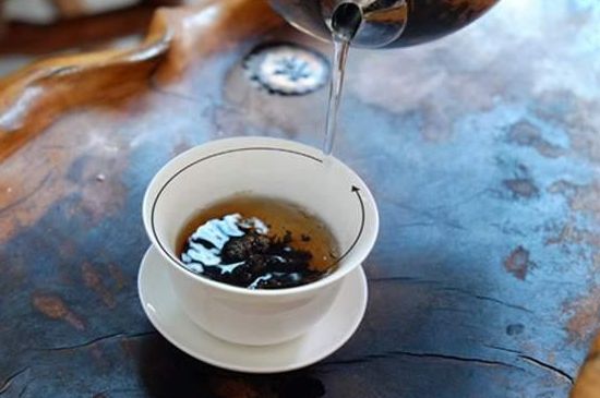 喝茶茶桌上的禮儀有哪些，泡茶待客十大禮儀不可不做！