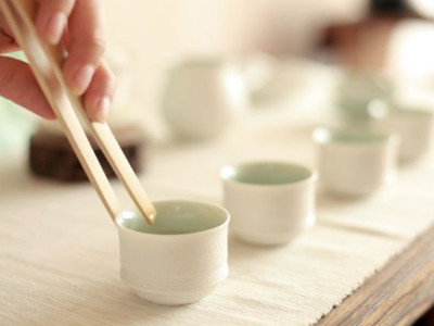 鐵觀音的泡法，水溫100°C最佳第一泡不能喝