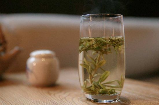 冷泡茶用什么茶葉最好，什么樣的茶適合冷泡？