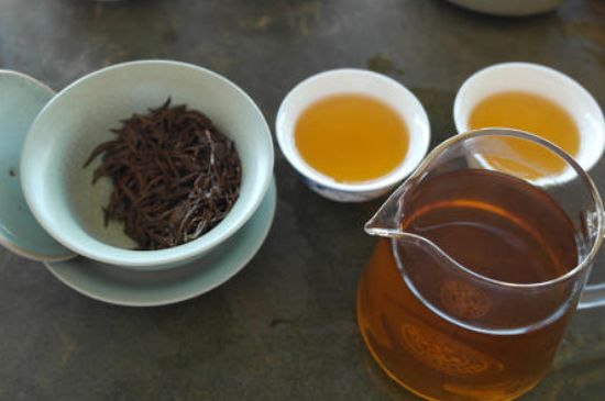 蜂蜜紅茶禁忌，喝蜂蜜紅茶的功效與禁忌