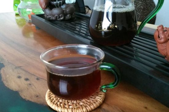 正常下一斤茶葉能喝多久，一個人一般一個月喝多少茶葉