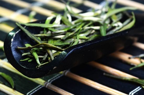 老茶和新茶哪個(gè)好，老茶好喝還是新茶好喝