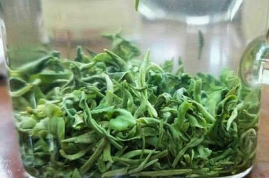 什么茶葉容易放香精，香精茶有什么危害？