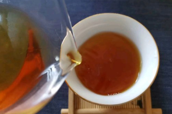 普洱茶十大學(xué)費(fèi)茶排名，吉普H是學(xué)費(fèi)茶？