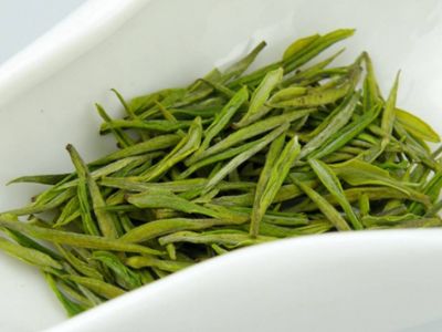 白茶顏色變黃還能喝嗎，發(fā)黃的白茶好不好？