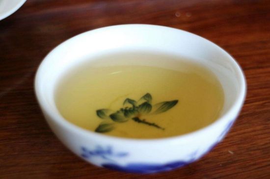 茉莉香精茶的鑒別方法，茉莉茶加香精怎樣識(shí)別？