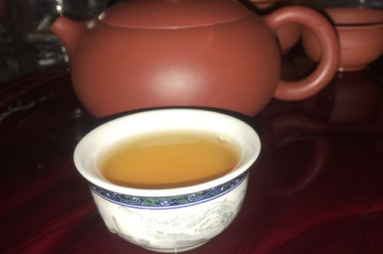 200一斤的茶葉算不算好，兩百一斤買的是中低檔茶