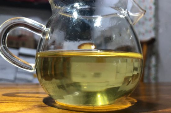 香精茶喝多了會怎么樣，茶葉加香精有什么害處？