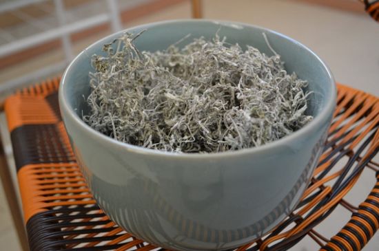 怎樣辨別莓茶發(fā)霉了，莓茶發(fā)霉和白霜的區(qū)別