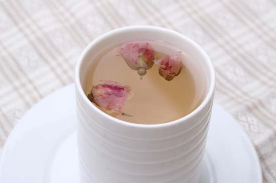 怎么判斷玫瑰花茶好不好，玫瑰花茶怎么樣鑒別