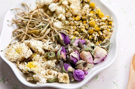 祛濕最有效的泡花茶，濕氣重適合泡什么花茶？