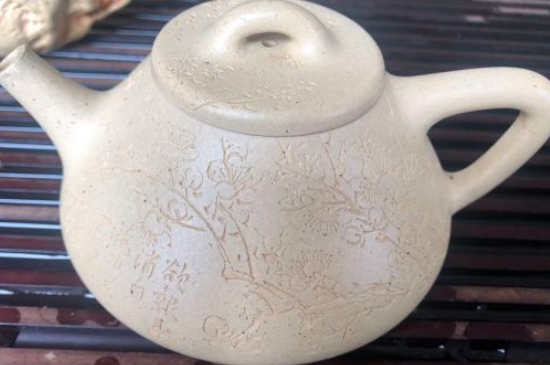 新買的紫砂壺為什么會(huì)裂，真的紫砂壺是不是很容易開裂？