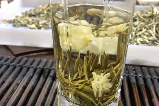 茉莉花花茶能煮嗎，喝茉莉花茶適合煮好還是泡好？