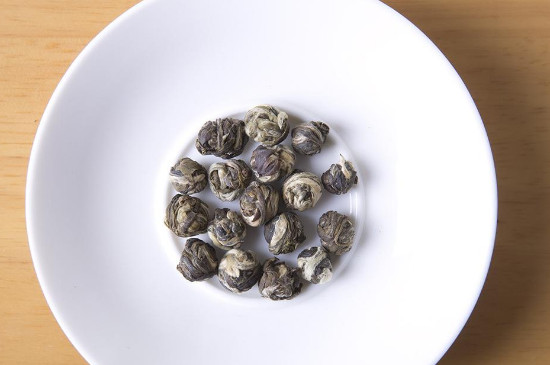 茉莉龍珠茶男人能喝嗎，男性夏季可以喝龍珠茶嗎