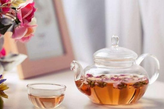 玫瑰花泡茶祛斑要多久見(jiàn)效，喝玫瑰花茶多久能祛斑？