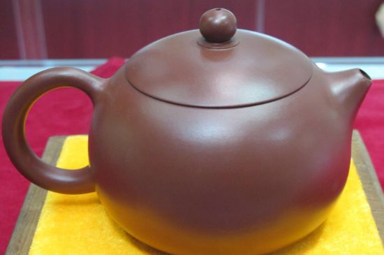 生普洱茶用什么泥料的紫砂壺，最合適生普的紫砂泥料