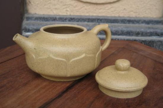 本山綠泥怎么分辨真假，真正的本山綠泥紫砂壺怎么鑒別？