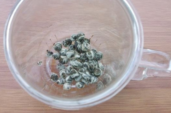 茉莉龍珠茶男人能喝嗎，男性夏季可以喝龍珠茶嗎