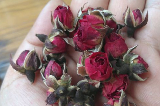 玫瑰花泡水喝的9大禁忌，喝玫瑰花茶有什么禁忌