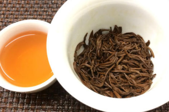 新茶和陳茶的區(qū)別，新茶和陳茶的介紹