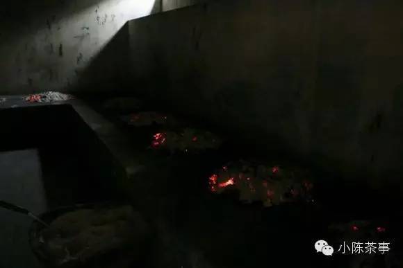 怎樣炭焙巖茶？揭秘武夷巖茶的炭焙技藝