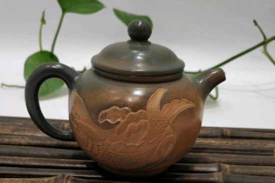 泡茶用坭興陶和紫砂壺哪個(gè)好，紫砂壺比坭興陶壺好嗎？
