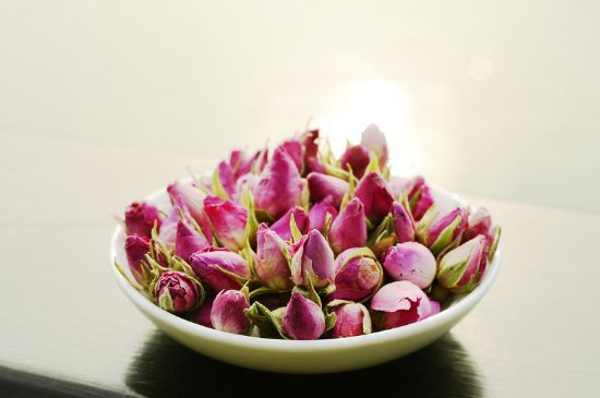 玫瑰花茶怎么泡不開，玫瑰花茶泡著不開花