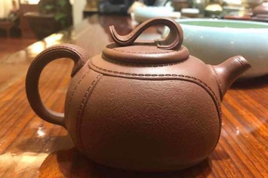 泡茶用坭興陶和紫砂壺哪個(gè)好，紫砂壺比坭興陶壺好嗎？