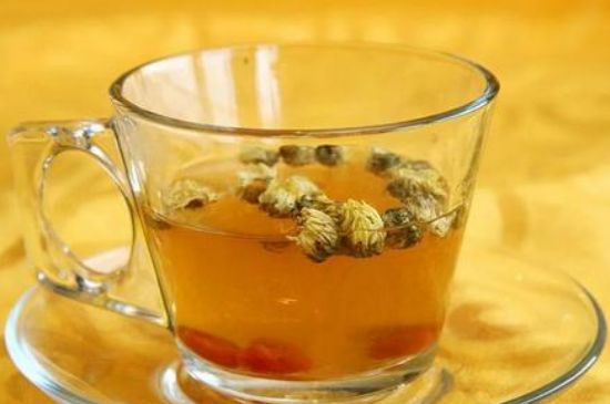 菊花茶的最佳搭配有哪幾樣，菊花茶和什么搭配喝效果好？
