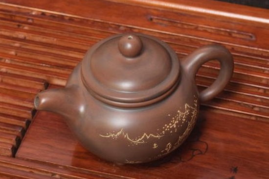 坭興陶主要泡什么茶，廣西坭興陶壺適合泡哪些茶？