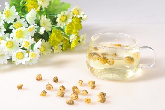 喝菊花茶有什么效果，女人長期喝菊花茶好嗎？