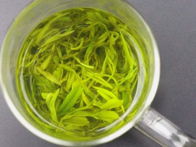 毛峰和毛尖哪個(gè)好一點(diǎn)，毛尖茶好還是毛峰茶好？