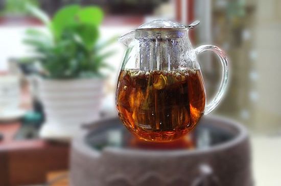 福鼎白茶要喝老的嗎，為什么喝白茶要喝老茶存新茶？