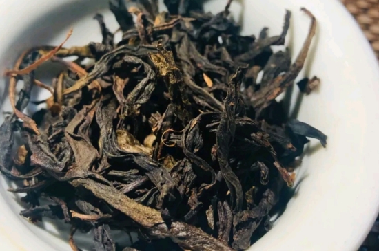 長期喝巖茶會上火嗎？巖茶這樣喝了容易上火！