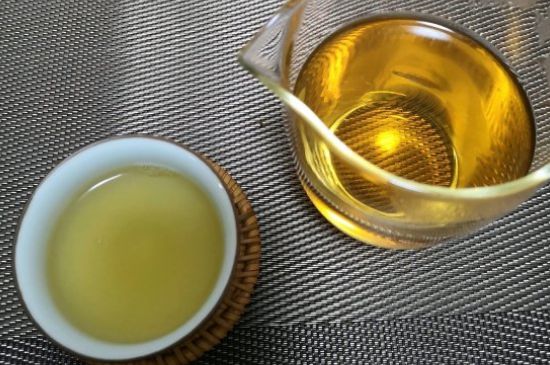 7年壽眉和2年白牡丹哪個(gè)好，老白茶壽眉與白牡丹的口感區(qū)別
