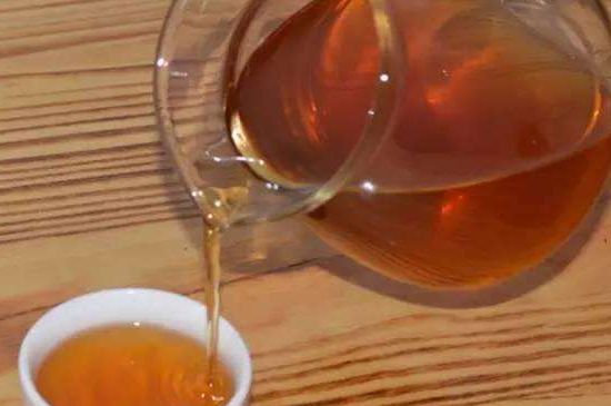 伏茶里的金花是黃曲霉素嗎，金花茯茶里的是什么菌