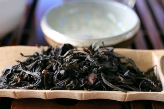 長期喝巖茶會上火嗎？巖茶這樣喝了容易上火！