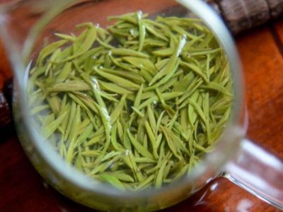 毛峰和毛尖哪個(gè)好一點(diǎn)，毛尖茶好還是毛峰茶好？