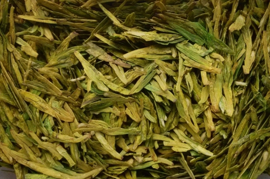 西湖龍井茶毫和發(fā)霉區(qū)別圖片，長(zhǎng)霉的龍井茶葉會(huì)是什么樣？