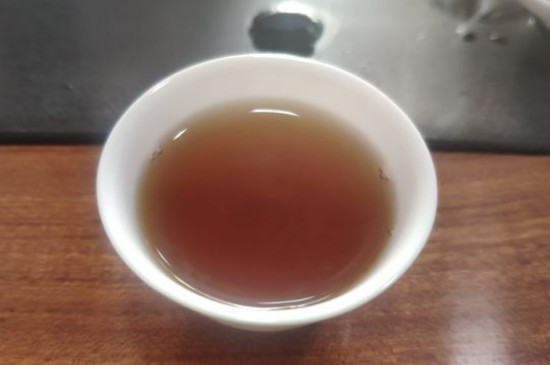 大紅袍煙熏味是好茶嗎，能不能喝對(duì)人體有壞處嗎