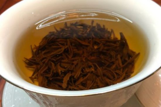 女人晚上喝紅茶好嗎，女人紅茶啥時(shí)候喝最好？