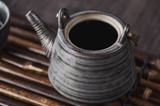 黑茶用什么壺煮最好，黑茶用什么煮效果好？