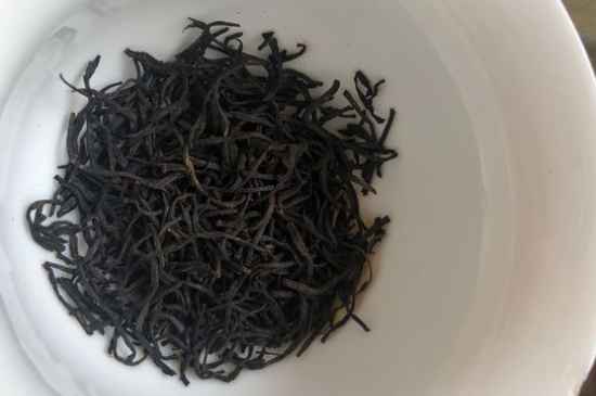 正山小種第一泡要倒掉嗎，正山小種能沖幾泡