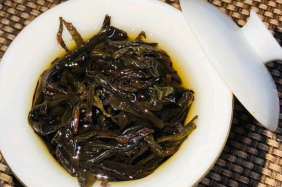 長期喝巖茶會上火嗎？巖茶這樣喝了容易上火！