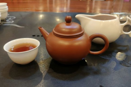 大紅袍煙熏味是好茶嗎，能不能喝對(duì)人體有壞處嗎