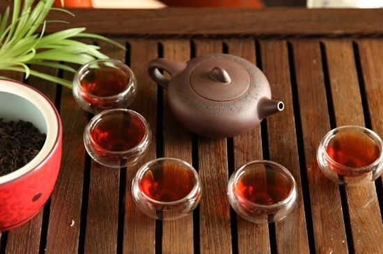 飯后多長(zhǎng)時(shí)間喝六堡茶最好，六堡茶一天喝多少