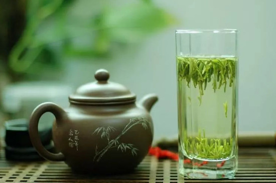 什么綠茶茶葉唇齒留香，哪個(gè)品種綠茶香氣好？