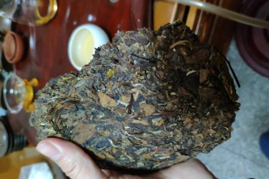 7年壽眉和2年白牡丹哪個(gè)好，老白茶壽眉與白牡丹的口感區(qū)別